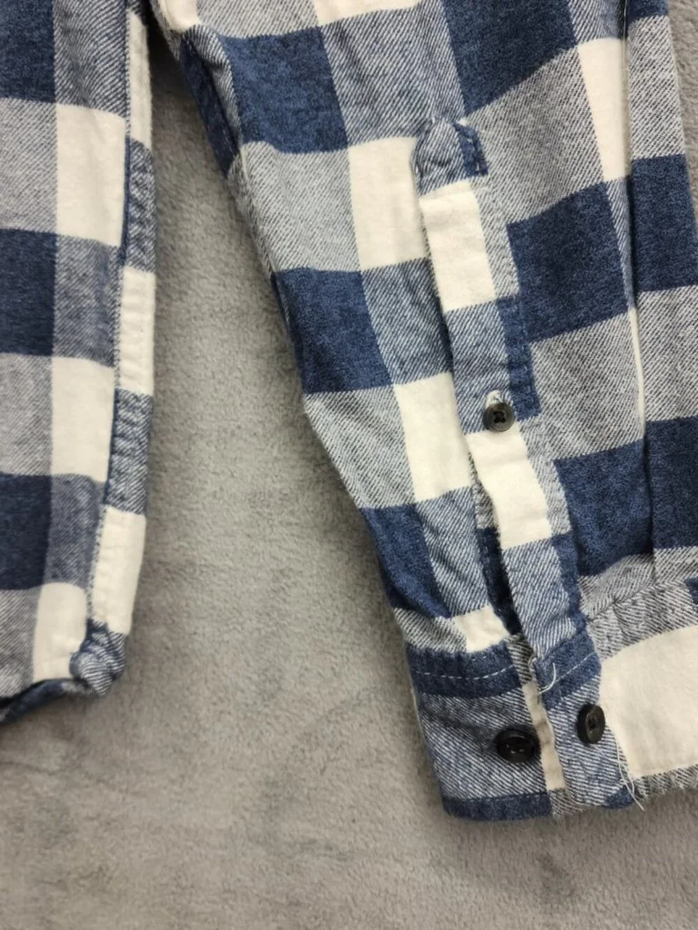 Goodfellow & Co Flannel Shirt Men L Blue White Buffalo Plaid 100% Cotton Standar - Picture 12 of 13